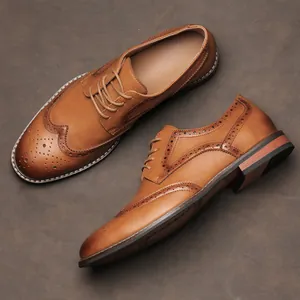 Chaussures Derby Brogue classiques en cuir marron pour hommes avec détails bout aile élégants