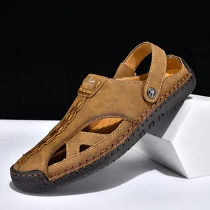 Braune Outdoor-Ledersandalen für Herren mit hohlem Design und robuster Gummisohle