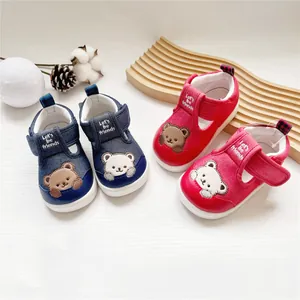 Süße Baby-Lauflernschuhe mit weicher Sohle, Bären-Design und praktischem Klettverschluss