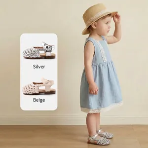Atmungsaktive Mädchen-Sandalen mit rutschfester weicher Sohle in Silber und Beige