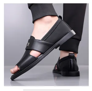 Stilvolle Herren-Römersandalen aus weichem schwarzem Leder mit rutschfester Sohle