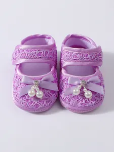 Elegant purple lace baby princess shoes with faux pearl bow detail for infant girls