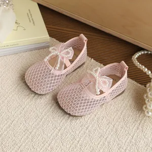 Breathable pink lace mesh flats for girls with elegant pearl bow and sparkling sequins