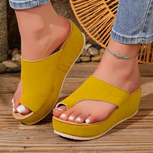 Damen Keilabsatz Plateau Flip-Flops Mode Leopardendruck Zehensteg Sandalen Lässig Bequeme Rutschfeste Sommer Strand Schuhe
