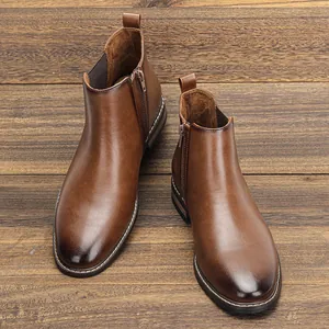 Bottines Chelsea classiques en cuir marron avec fermeture éclair et bout poli