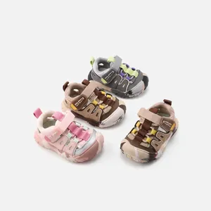 Sandali da trekking traspiranti per bambini in vari colori vivaci per la primavera