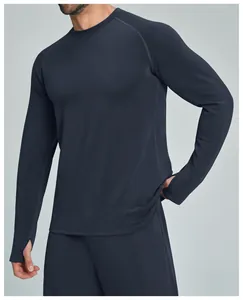 Maglia sportiva blu navy da uomo con asole per i pollici e vestibilità slim per running.