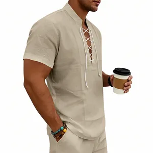 Detailansicht Herren Vintage Leinenhemd in Beige mit Schnürung und Stehkragen Kurzarm
