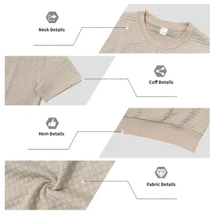 Dettagli della maglietta beige a quadretti con scollo, polsini e texture del tessuto.