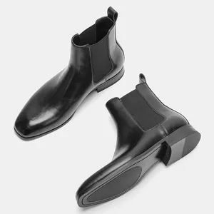 Stivaletti Chelsea da uomo in pelle nera di alta qualità con elegante design business