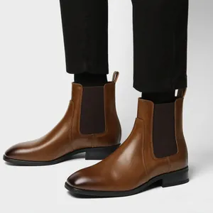 Stivaletti Chelsea Classici da Uomo Business Casual Britannico in Pelle Slip-on Scarpe Formali da Ufficio Suola Morbida