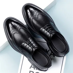 Elegant men's black hollow leather brogue dress shoes for business