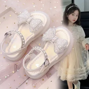 Eleganti sandali da bambina stile principessa con fiocco di perle e suola spessa antiscivolo