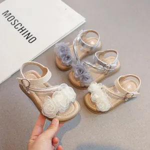 Sandales de princesse élégantes pour filles avec décor de fleurs en mesh et semelle souple