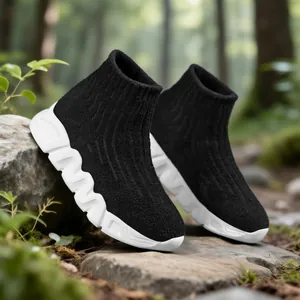 Zapatillas tipo calcetín para niños con suela blanca gruesa para exteriores