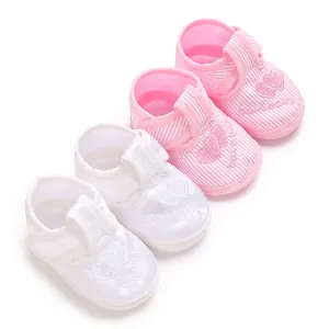 Détails de chaussures de baptême pour bébé à semelle souple en satin blanc et rose