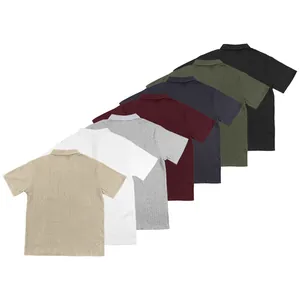 Herren Polo-Shirts mit Strickstruktur in verschiedenen Farben, Rückansicht gezeigt