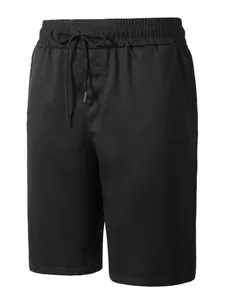 Vue détaillée du short décontracté noir pour homme en tissu tissé avec taille élastique