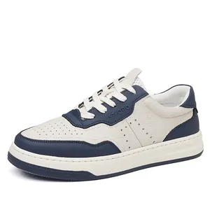Sneaker casual sportive traspiranti da uomo blu navy e bianco sporco con suola molto spessa