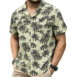 Vue détaillée de la chemise hawaïenne pour homme avec imprimé palmier tropical