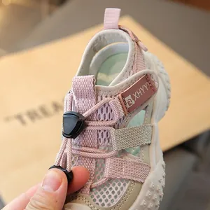Rosa und cremefarbene Mesh-Sportsandalen für Jungen mit weicher Antirutschsohle
