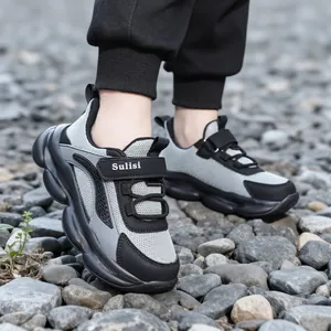 Ademende mesh sneakers voor jongens met klittenband en antislip zachte zool