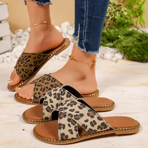 Women Summer Leopard Print Flat Slides Criss-cross Band Sandals Rivet Decor Daily Beach Wear Casual PU Slippers