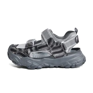 Robuste Kinder-Outdoorsandalen mit geschlossener Kappe und rutschfester grauer Gummisohle