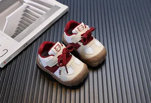 Scarpe da passeggio morbide per neonati con design a rete traspirante per bimbi 0-2 anni