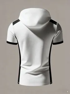 Rückansicht eines eng anliegenden Herren-Kapuzen-T-Shirts mit schwarzen Kontrasteinsätzen.