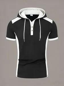 Vorderansicht eines schwarz-weißen Herren-Polo-Hoodies mit modernen Kontraststreifen