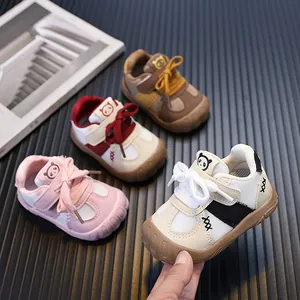 Scarpe Primi Passi per Neonati Sneakers Traspiranti in Mesh Suola Morbida Antiscivolo Motivo Panda con Velcro Scarpe Outdoor