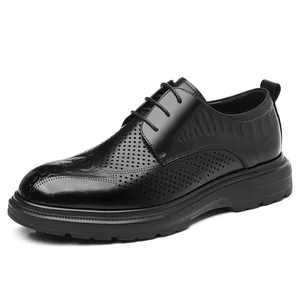 Zapatos clásicos de cuero perforado negro para hombre para negocios y ocasiones formales