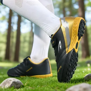 Chaussures de Football pour Garçons Filles Adultes Cuir Synthétique Crampons TF Entraînement Baskets Athlétiques Antidérapantes pour Gazon Artificiel