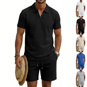 Ensemble polo et short gaufré pour hommes présenté en différentes couleurs d'été