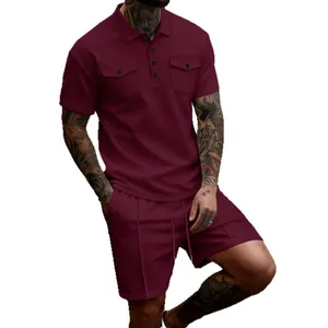 Herren Burgunder Waffelstrick-Set mit Kurzarm-Polo und Shorts für den Sommer