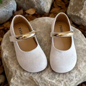 Scarpe Mary Jane per Ragazze Stile Coreano Suola Morbida in Camoscio Scarpe Basse Principessa Con Decorazione in Metallo