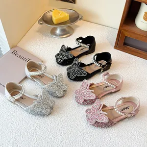 Girls Princess Shoes Rhinestone Bowtie Crystal Sandals Shiny PU Leather Kids Party Shoes With Artificial Pearl Strap