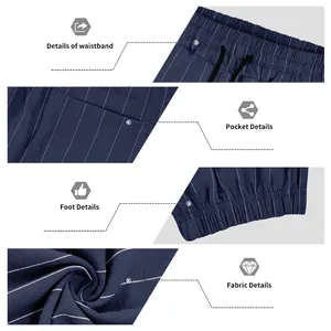 Vue détaillée du tissu bleu à fines rayures et de la taille élastique du pantalon en lin