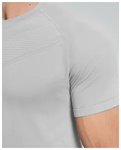 Detail view of men's grey seamless quick-dry athletic t-shirt showing breathable texture.