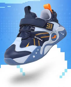 Vue détaillée latérale de chaussures de sport imperméables pour enfants bleu et orange