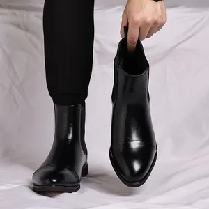 Herren Chelsea Boots mit Spitzer Kappe Britischer Stil PU Leder High Top Slipper Martin Stiefel Rutschfest Herren Stiefeletten