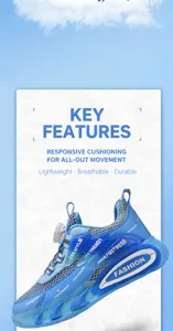 Détail de chaussure de sport bleue pour enfant avec boucle rotative et maille.
