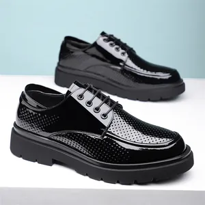 Heren zwarte geperforeerde lakschoenen Derby met dikke zolen voor zakelijke casual