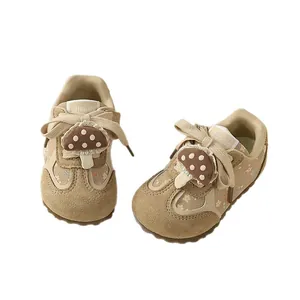 Cute children's mushroom motif sneakers in beige suede and floral print for girls
