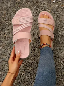 Sandales de plage décontractées roses avec brides velcro réglables et semelle texturée