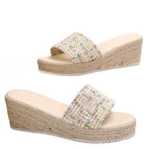 Elegantes sandalias de cuña tipo esparteña para mujer con puntera de tweed colorida