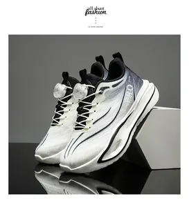 Detailansicht von Kinder-Laufschuhen mit Mesh-Farbverlauf und praktischem Drehverschluss