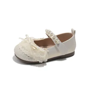 Élégantes chaussures de princesse ivoire pour filles avec nœud en dentelle et perles
