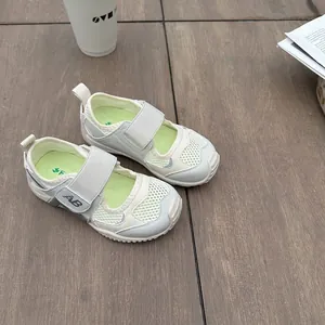 Breathable mesh girls' sandals with closed-toe design and soft non-slip rubber sole